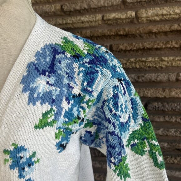Adrienne Vittadini Vintage Blue Floral Cottage Grandma Cardigan Sweater Size S - Picture 6 of 11